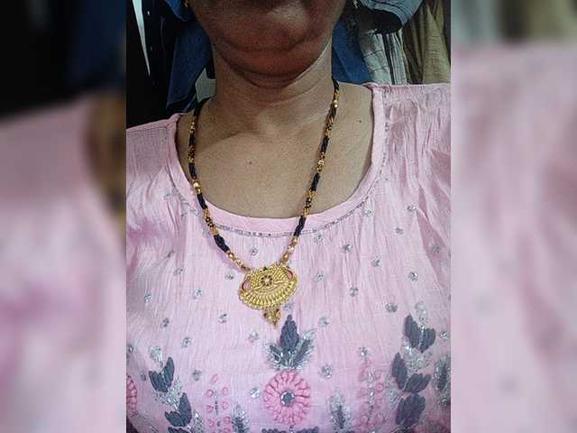 Live sex webcam photo for WYZ25 #275524251