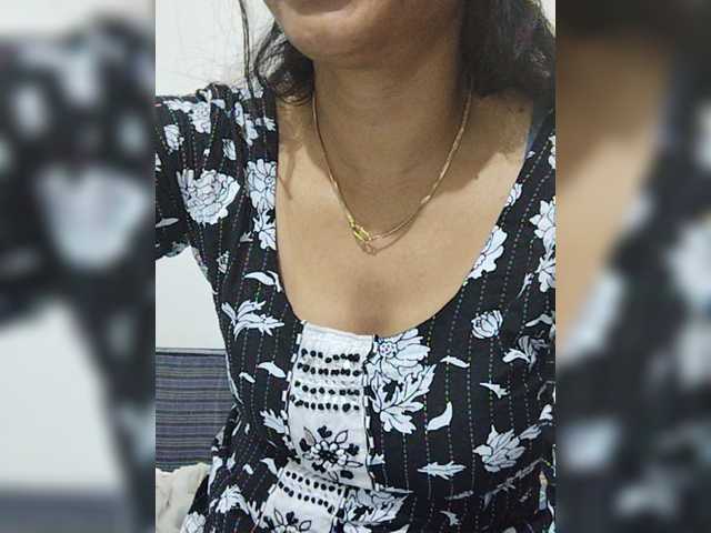 Live sex webcam photo for WYZ25 #276872092