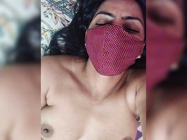 Live sex webcam photo for WYZ25 #277822998