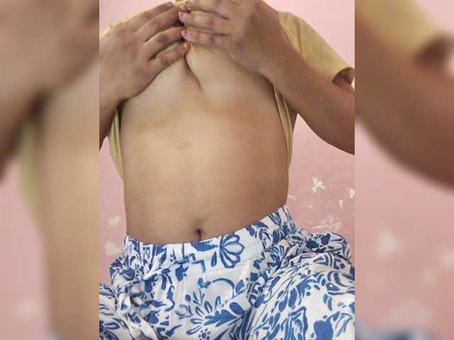 Live sex webcam photo for WYZ25 #278032002