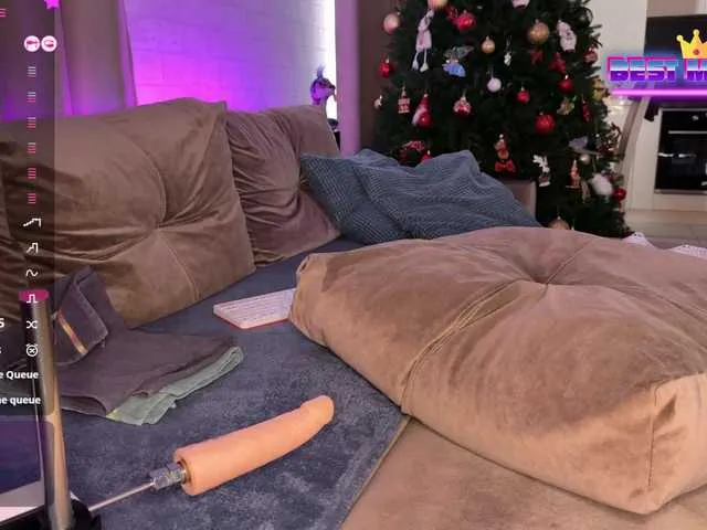 Live sex webcam photo for WaltEnjoy #290334813