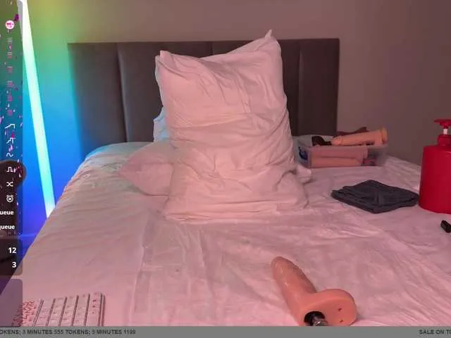 Live sex webcam photo for WaltEnjoy #291873174