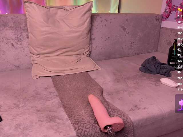 Live sex webcam photo for WaltEnjoy #294051831