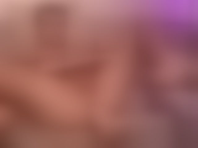 Live sex webcam photo for WaltEnjoy #294296367