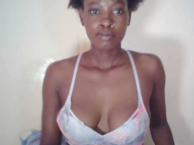 Live sex webcam photo for Wambo9731 #277722809