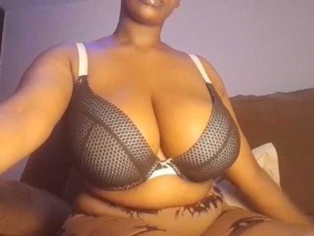 Live sex webcam photo for Wambo9731 #289330300