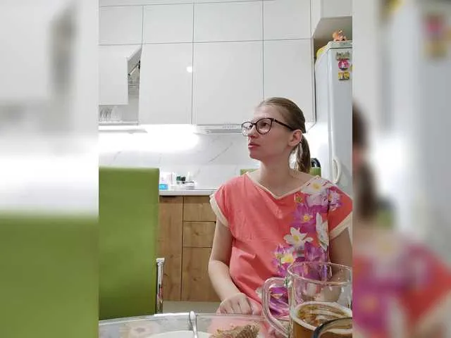 Live sex webcam photo for Waname #292209320