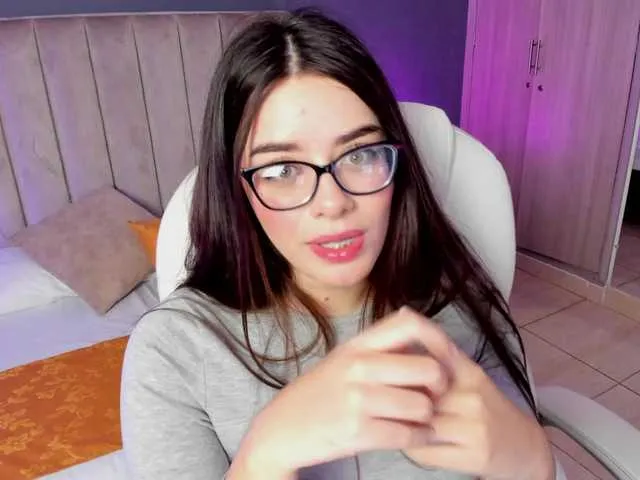 Live sex webcam photo for Wanda-Olsenn #291780529