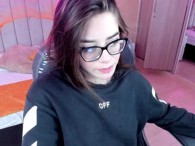 Live sex webcam photo for Wanda-Olsenn #292179616