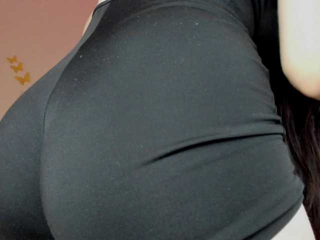 Live sex webcam photo for Wanda-Olsenn #292351357