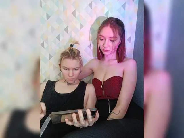 Live sex webcam photo for WeQueen- #277359742