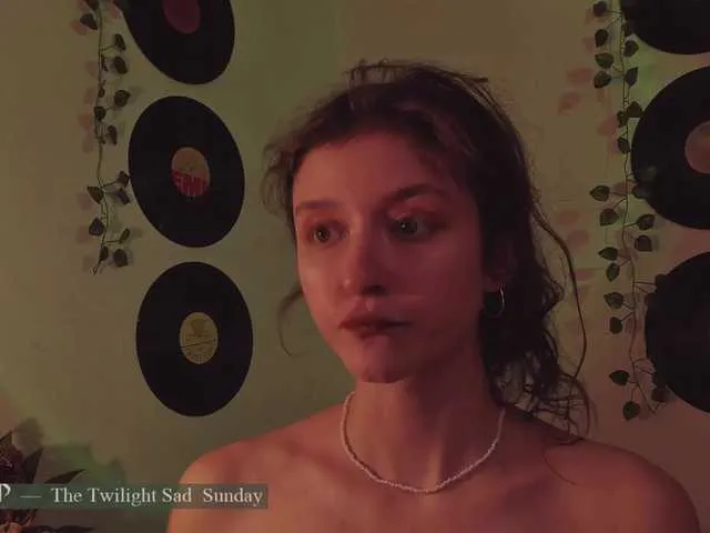 Live sex webcam photo for WebCora #275752027