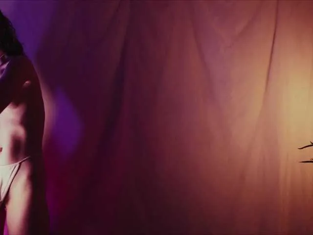 Live sex webcam photo for WebCora #276903168