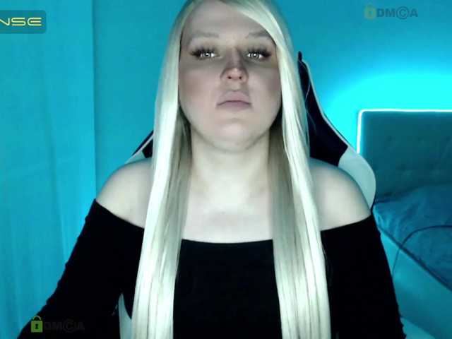 Live sex webcam photo for WebCrazySlut #275654823