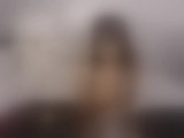 Live sex webcam photo for Webcamslut-1 #293827902