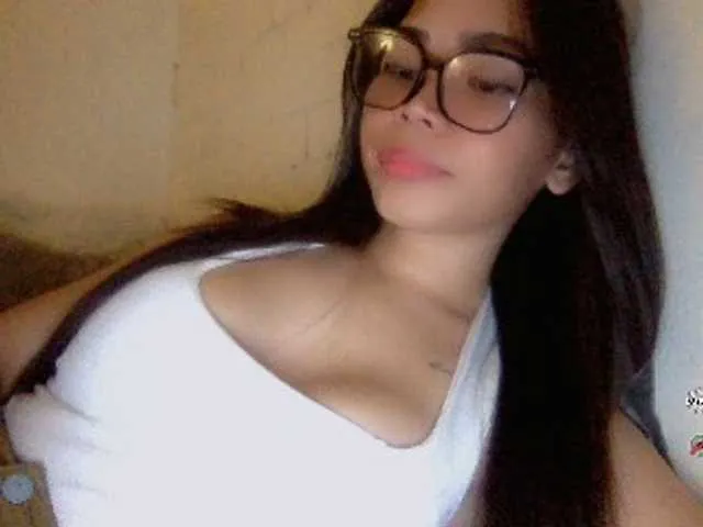 Live sex webcam photo for Wendyxoxo #292872908