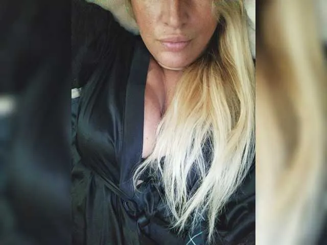 Live sex webcam photo for Wennice #273976319