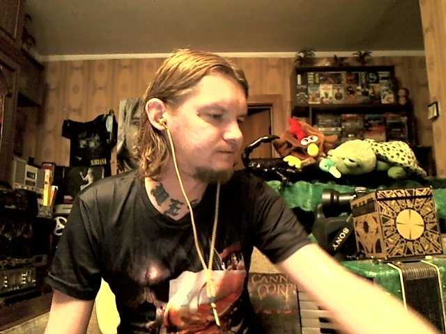 Live sex webcam photo for WestSic #276118622