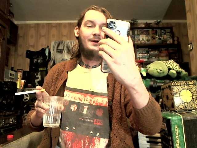 Live sex webcam photo for WestSic #276791756