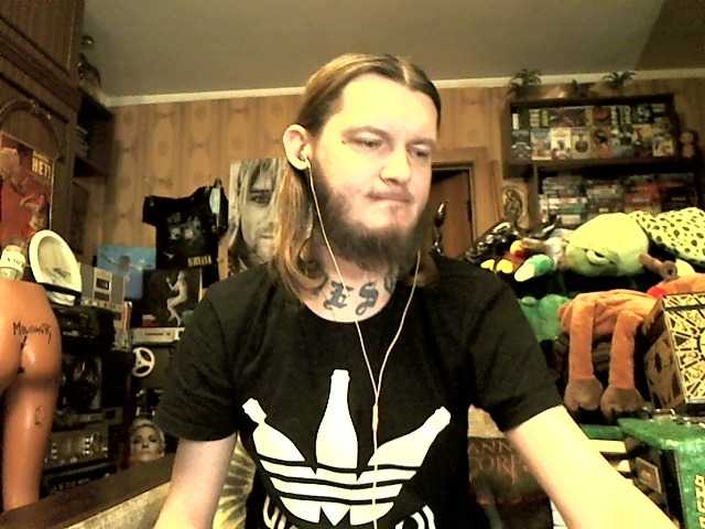 Live sex webcam photo for WestSic #277909775