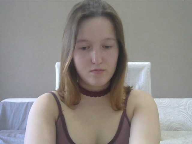 Live sex webcam photo for WetYvonne #273448938