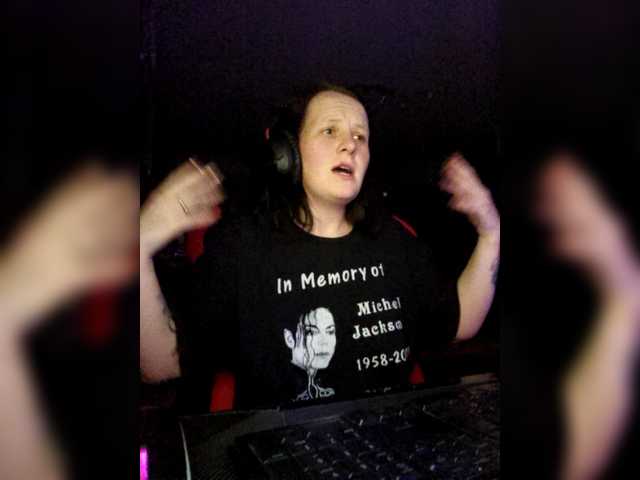 Live sex webcam photo for Wetgerman2 #272470454