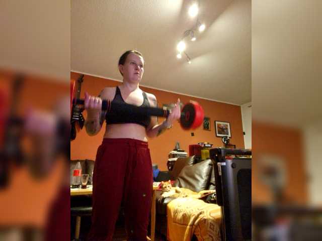 Live sex webcam photo for Wetgerman2 #272515192