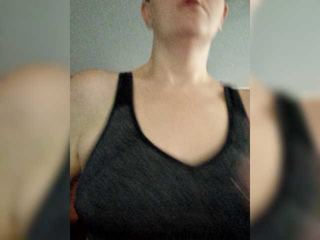 Live sex webcam photo for Wetgerman2 #272754048