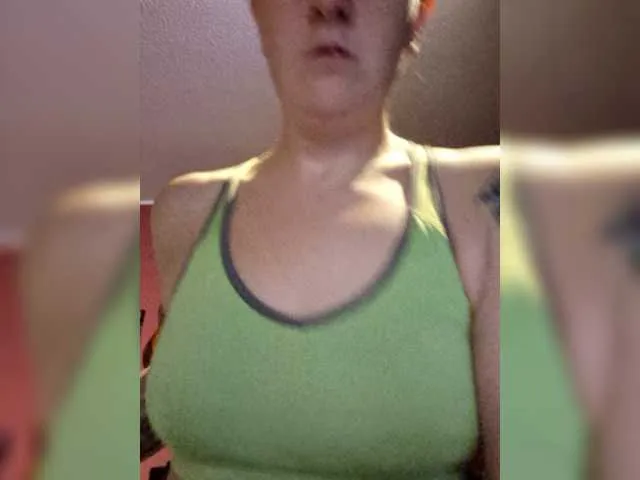 Live sex webcam photo for Wetgerman2 #272812738
