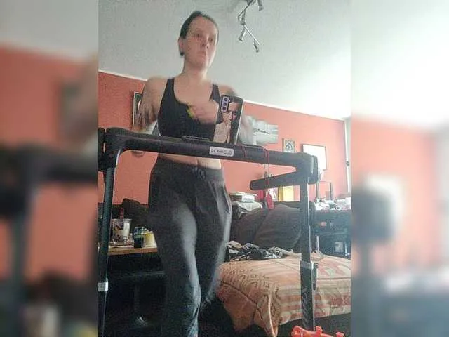 Live sex webcam photo for Wetgerman2 #273293579