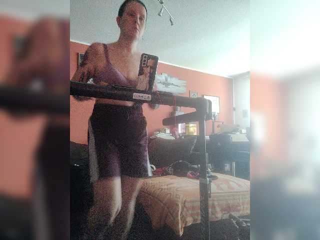 Live sex webcam photo for Wetgerman2 #273368786