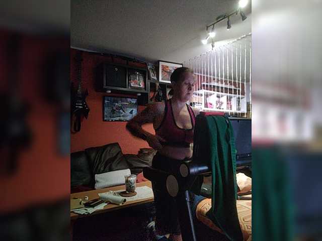 Live sex webcam photo for Wetgerman2 #276309904