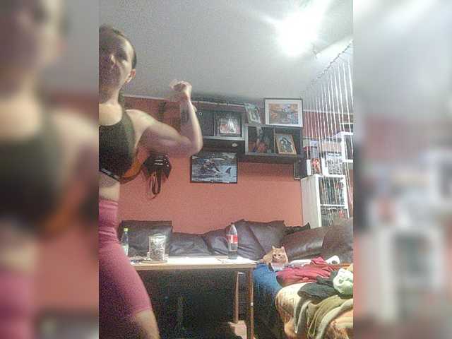 Live sex webcam photo for Wetgerman2 #276454087