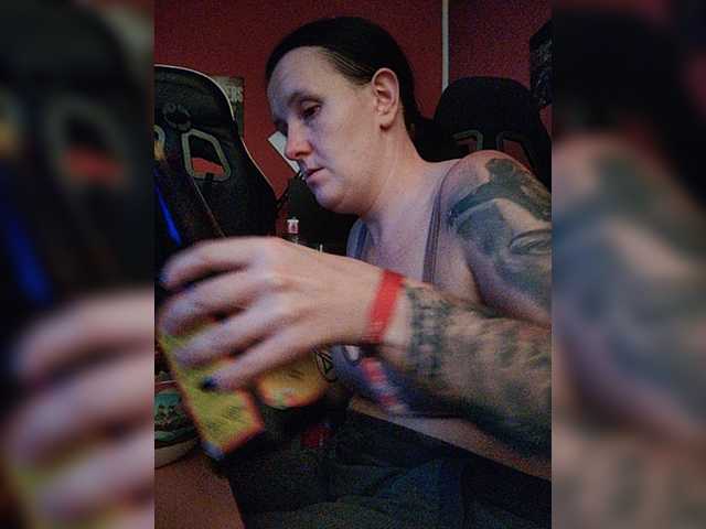 Live sex webcam photo for Wetgerman2 #276662669