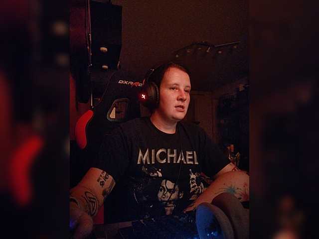 Live sex webcam photo for Wetgerman2 #276735731