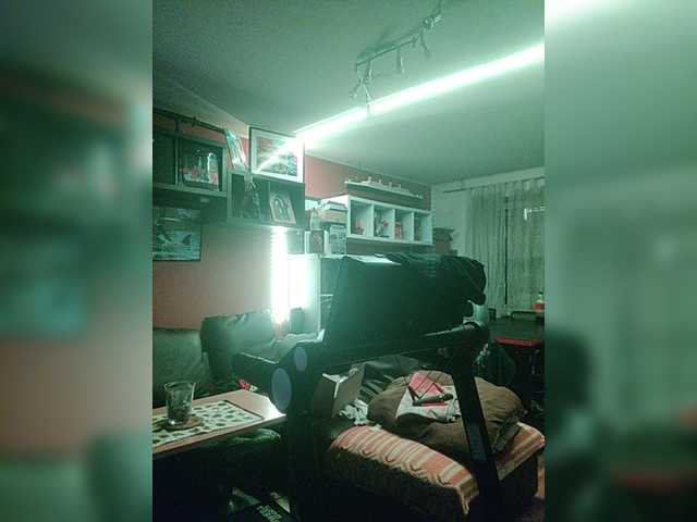 Live sex webcam photo for Wetgerman2 #277035724