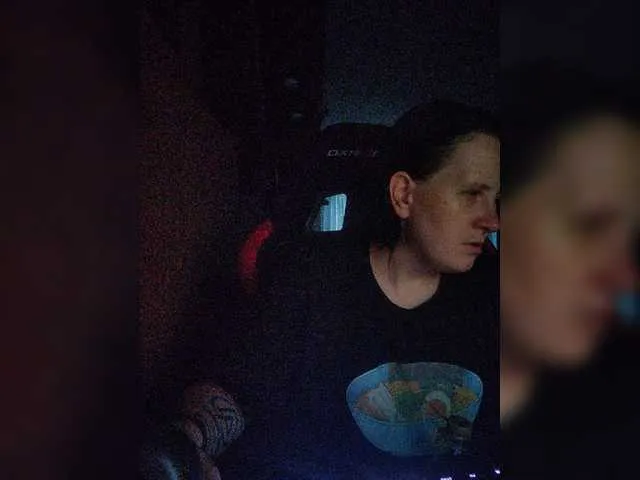 Live sex webcam photo for Wetgerman2 #277731165