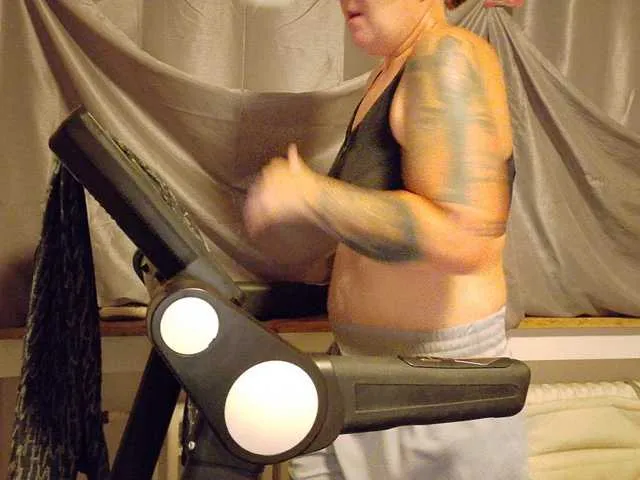 Live sex webcam photo for Wetgerman2 #291880540