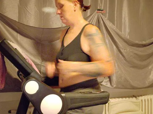 Live sex webcam photo for Wetgerman2 #291941828