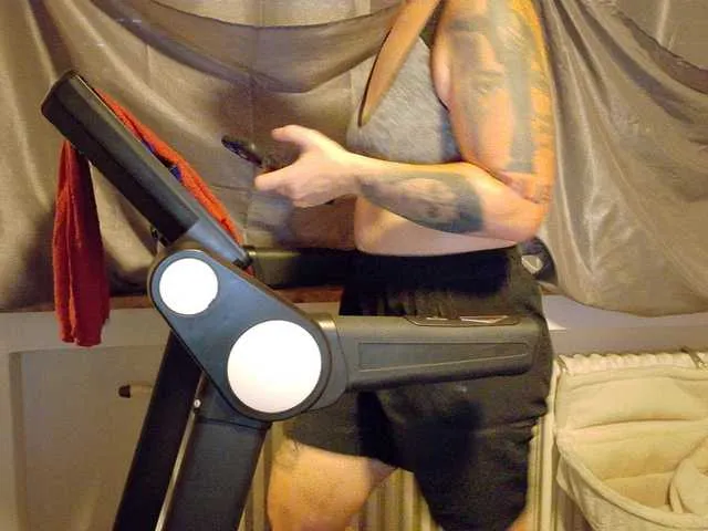 Live sex webcam photo for Wetgerman2 #292086699