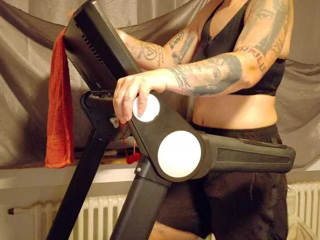 Live sex webcam photo for Wetgerman2 #292211922