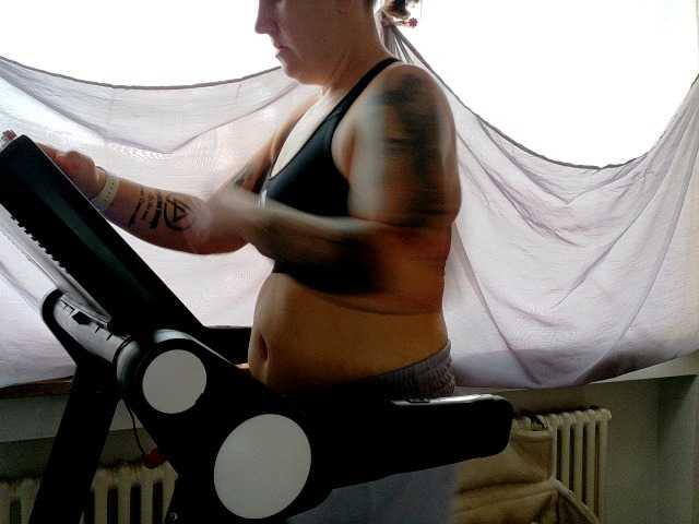 Live sex webcam photo for Wetgerman2 #292321249