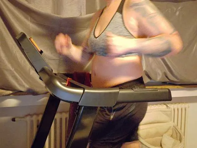 Live sex webcam photo for Wetgerman2 #293259997