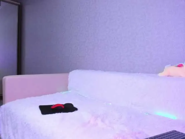 Live sex webcam photo for White-Panty #274600442