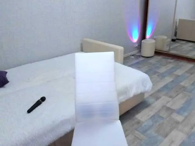 Live sex webcam photo for White-Panty #276828595