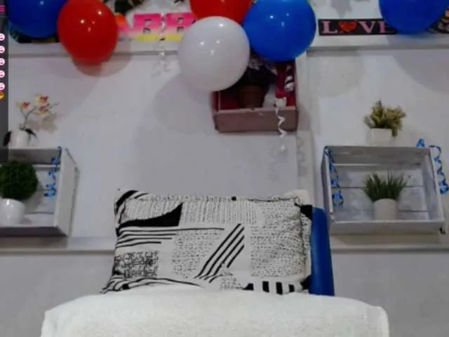 Live sex webcam photo for White-squirt #273923009