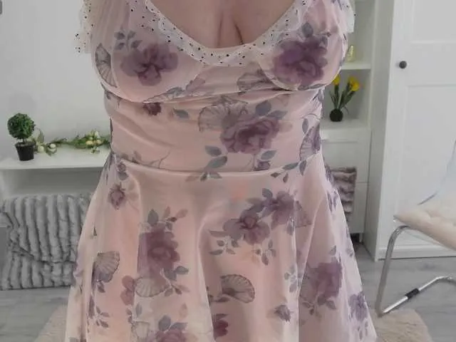 Live sex webcam photo for Whiteflwer #277555542