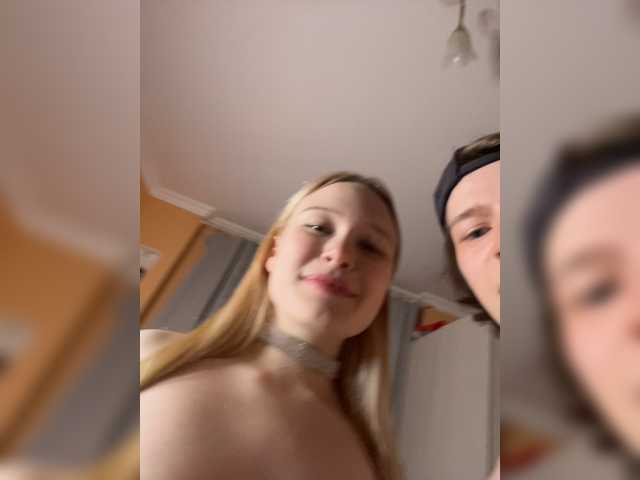 Live sex webcam photo for Whitelovvvers #273891732