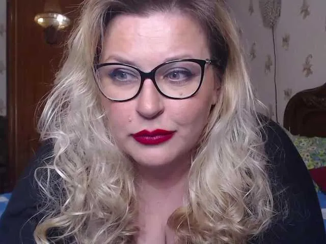 Live sex webcam photo for WifeyNusha #273553013