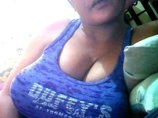 Live sex webcam photo for WildBigTitS69 #168837300